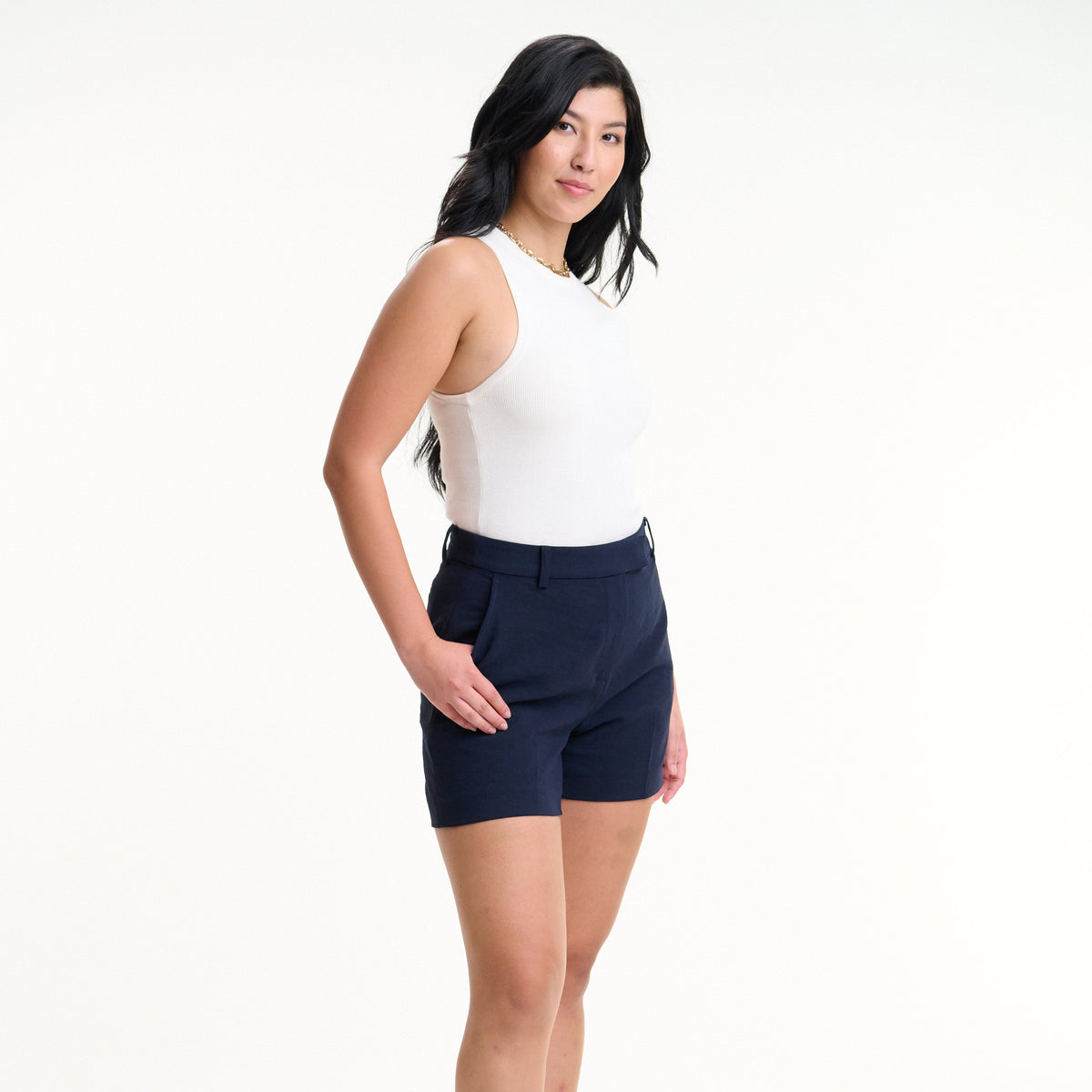 the avia tailored short