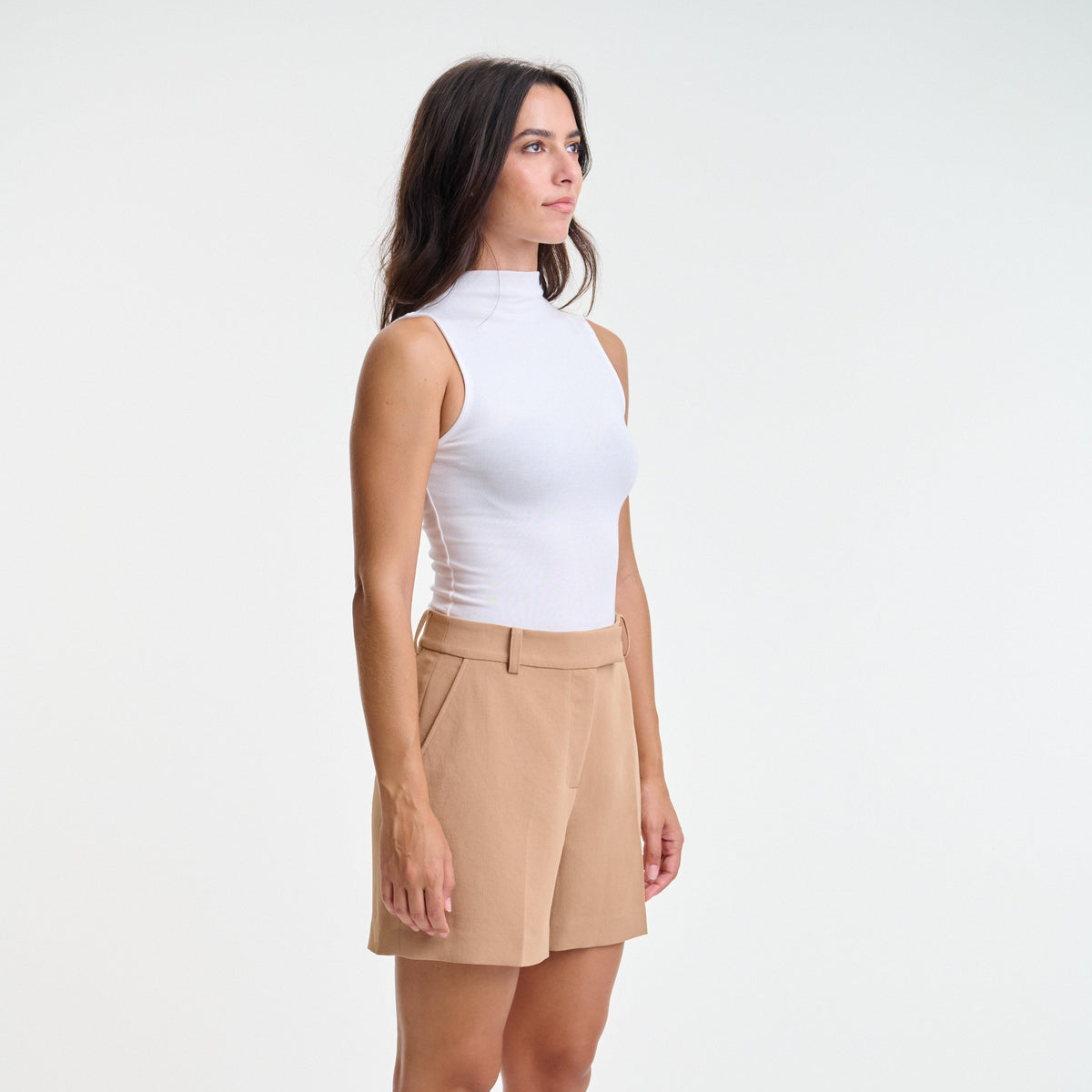 the avia tailored short