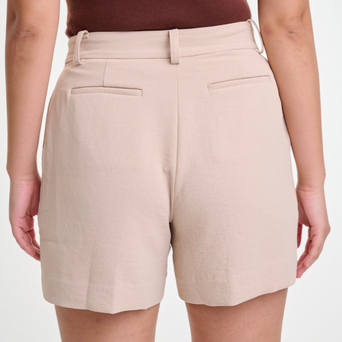 the avia tailored short