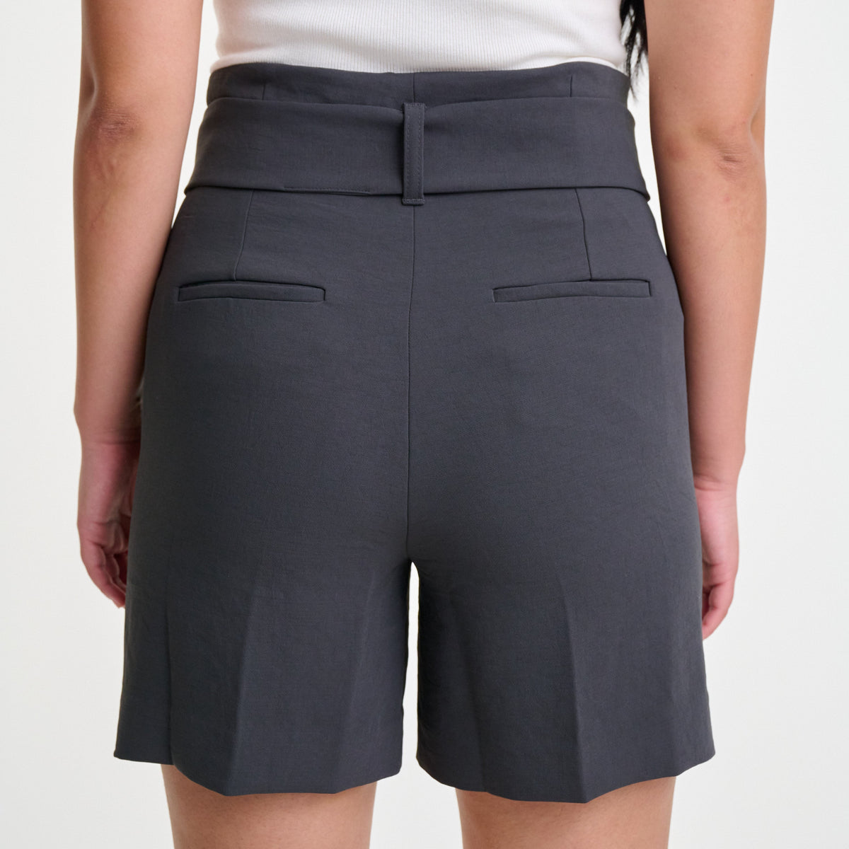 the libbi paperbag short