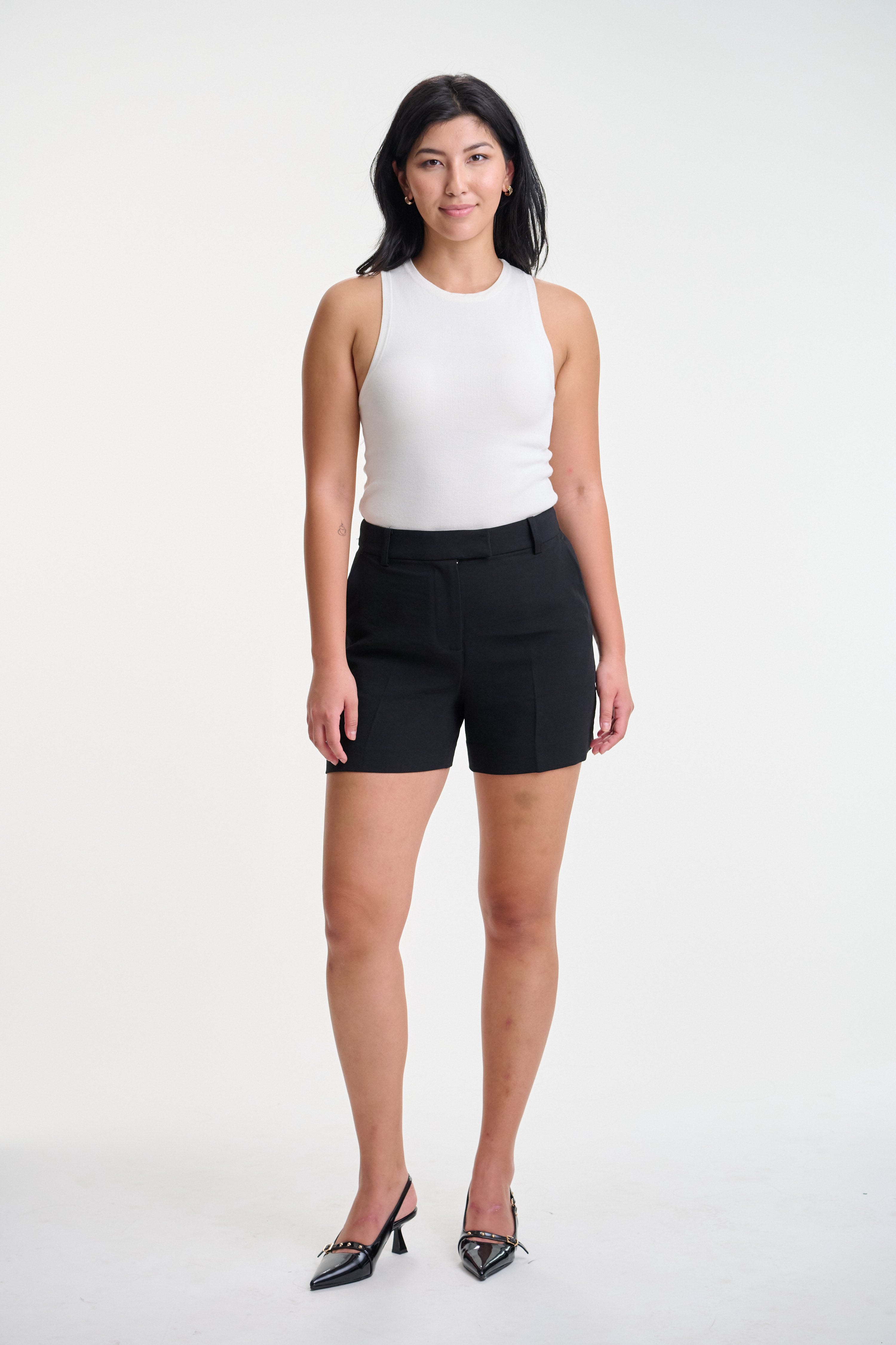 the avia tailored short